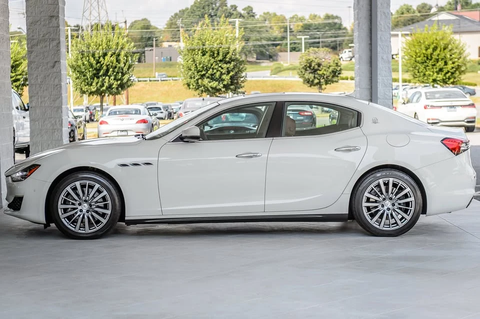 2021 Maserati Ghibli 3rd Gen - Image 18 of 20