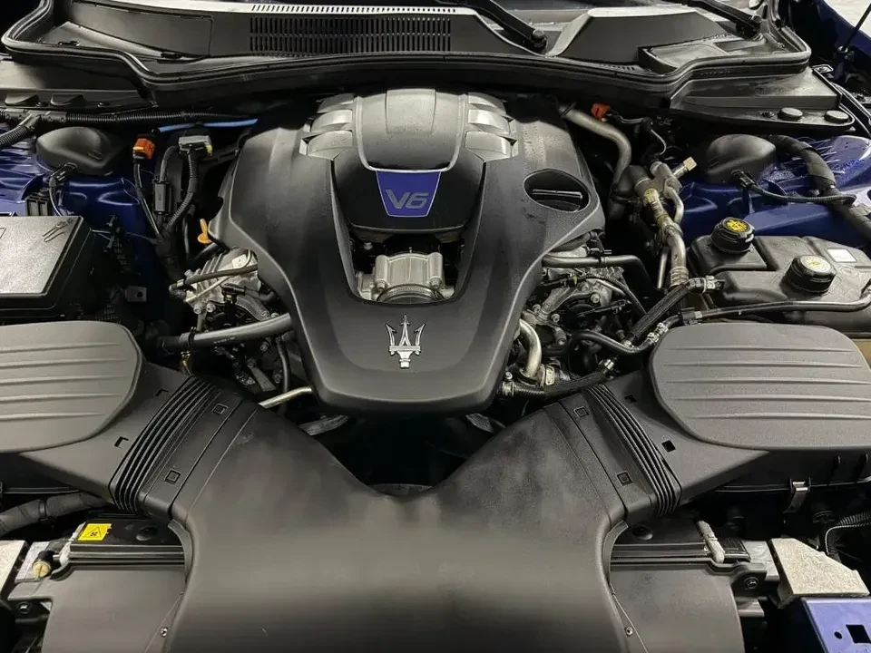 2021 Maserati Ghibli 3rd Gen - Image 16 of 18