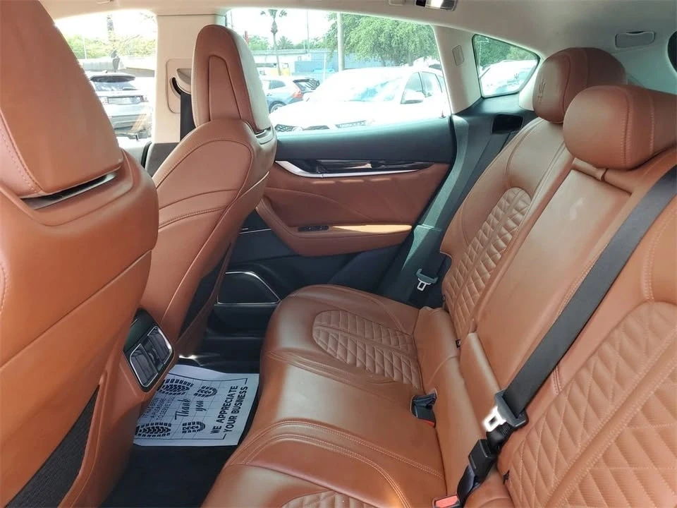 2021 Maserati Levante - Image 17 of 20