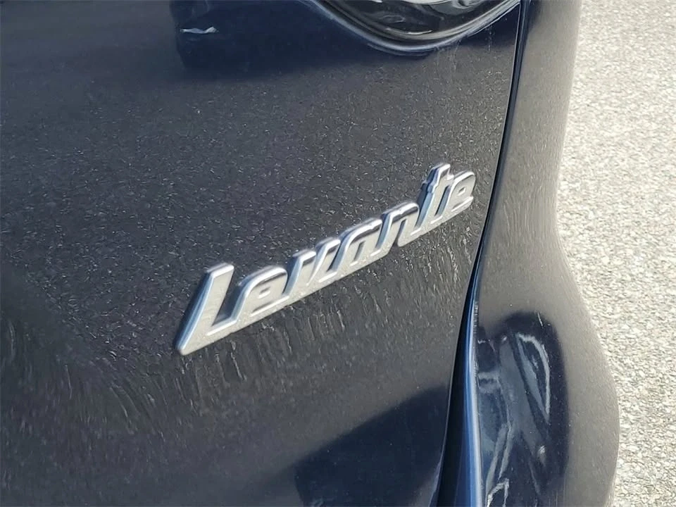 2021 Maserati Levante - Image 9 of 20