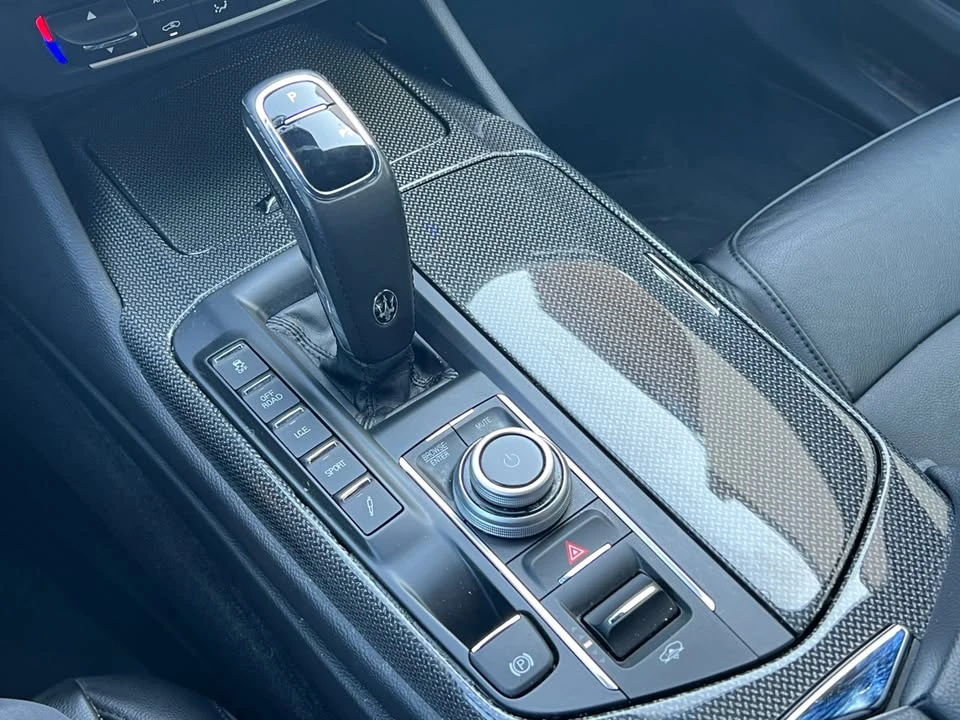 2021 Maserati Levante - Image 16 of 20