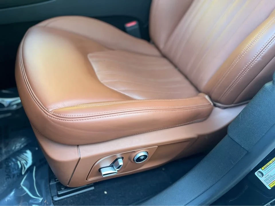 2021 Maserati Levante - Image 7 of 10