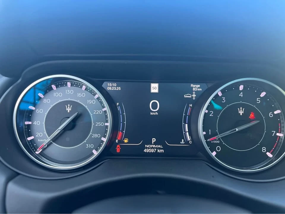 2021 Maserati Levante - Image 5 of 10