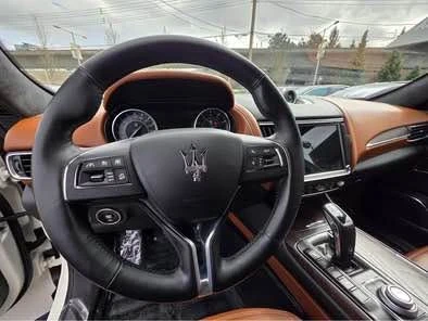 2021 Maserati Levante - Image 11 of 20
