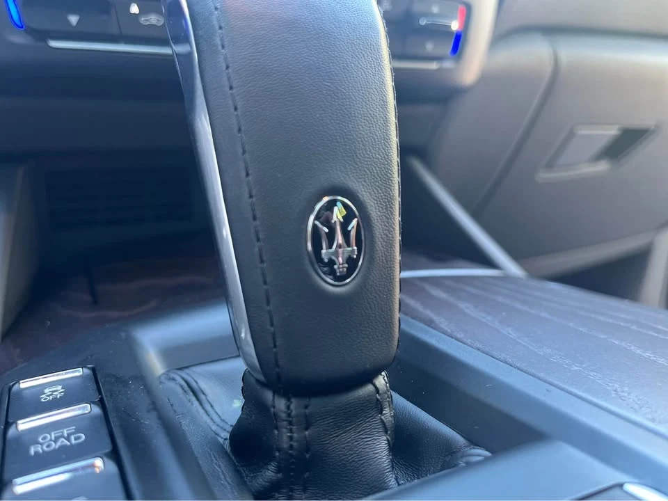 2021 Maserati Levante - Image 2 of 10