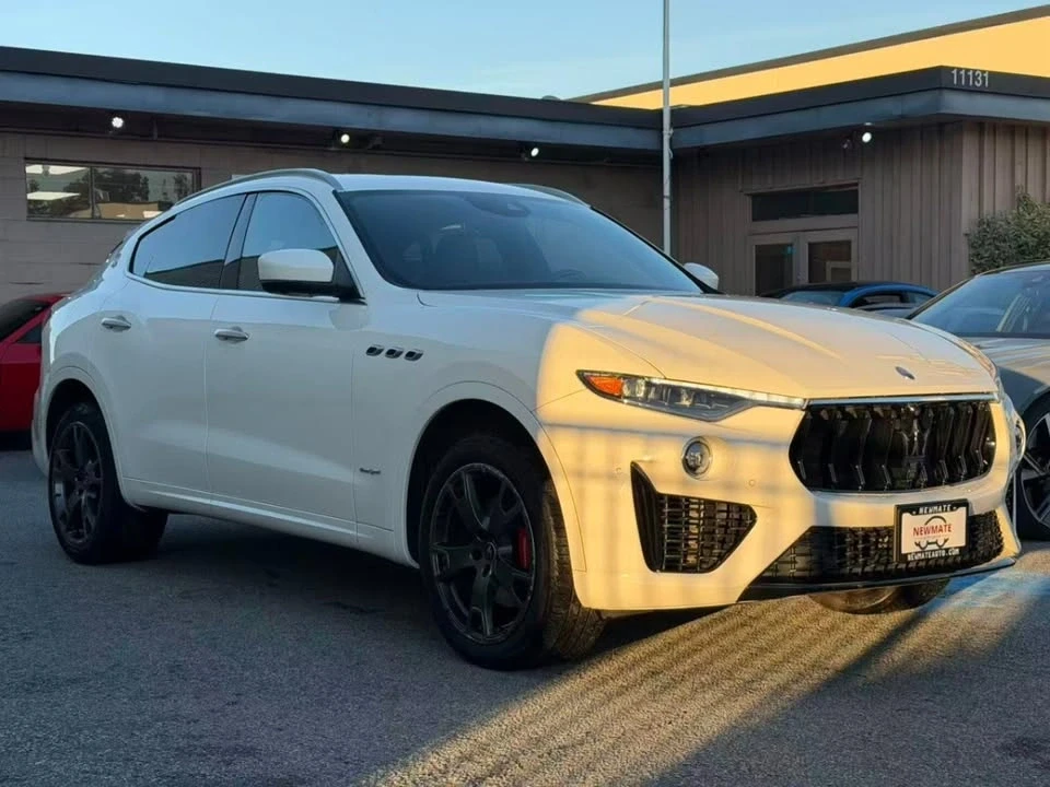 2021 Maserati Levante - Image 3 of 20