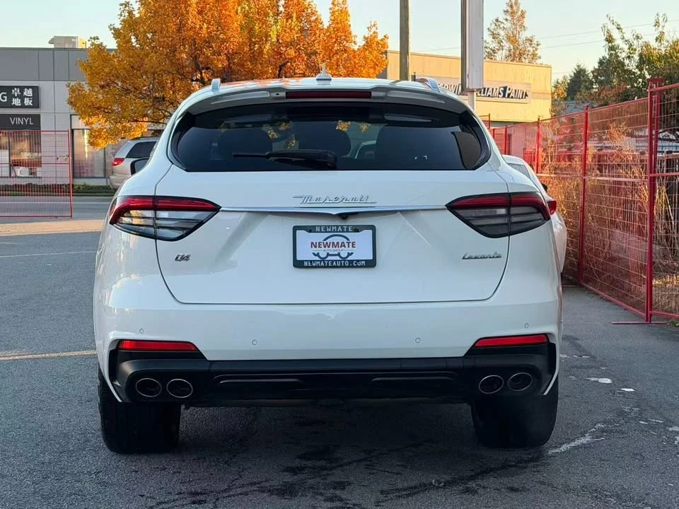 2021 Maserati Levante - Image 6 of 20