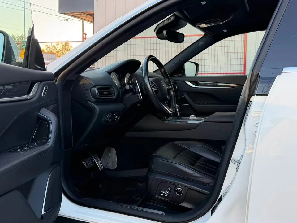 2021 Maserati Levante - Image 10 of 20