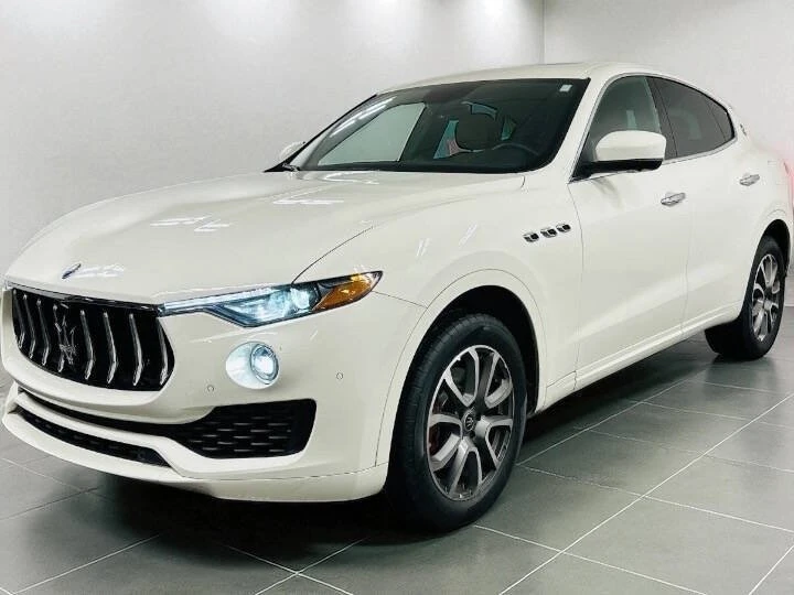 2021 Maserati Levante - Image 2 of 19