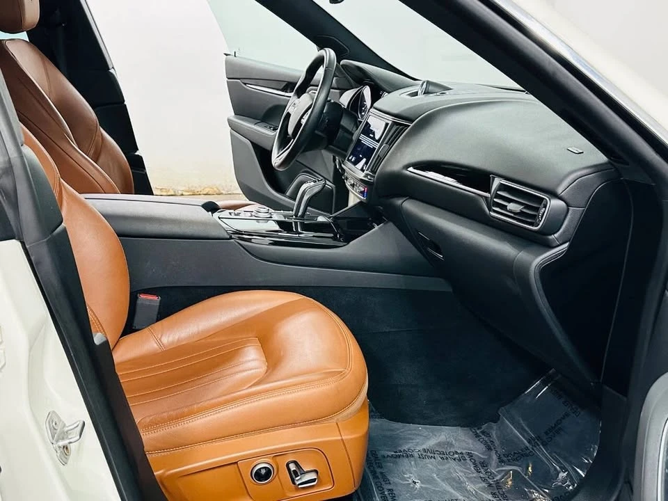 2021 Maserati Levante - Image 8 of 19