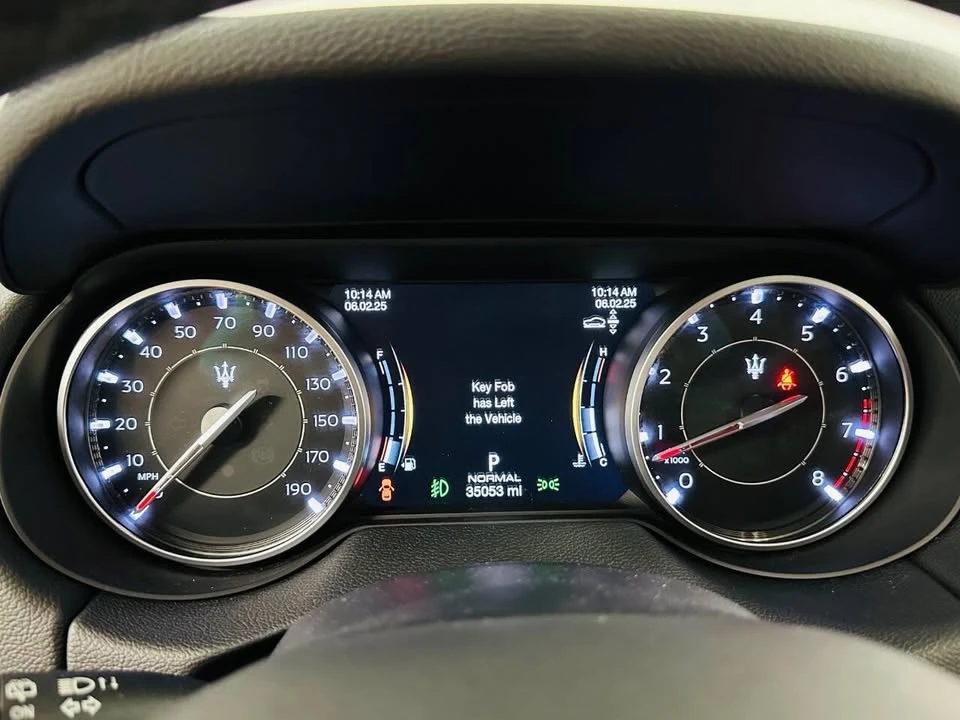 2021 Maserati Levante - Image 17 of 19