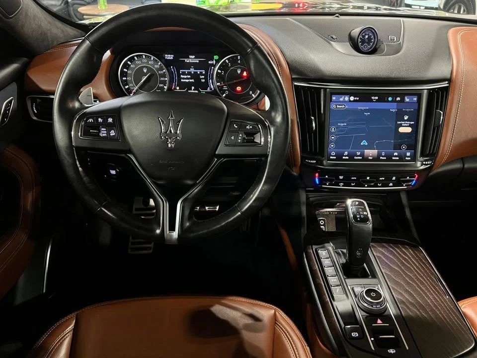 2021 Maserati Levante - Image 7 of 20