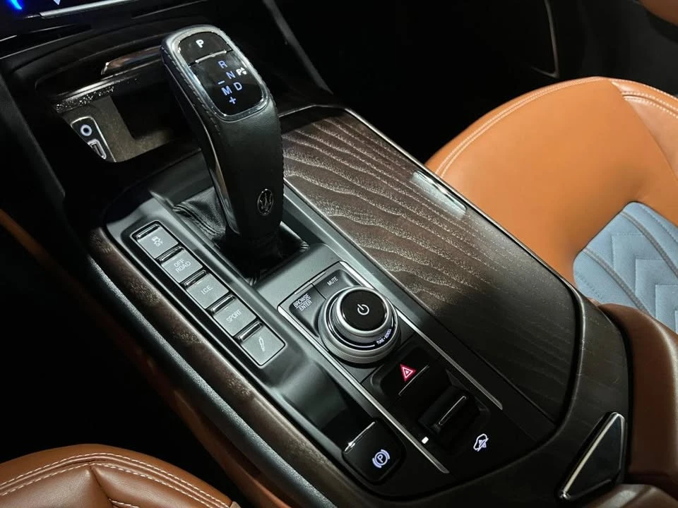 2021 Maserati Levante - Image 17 of 20