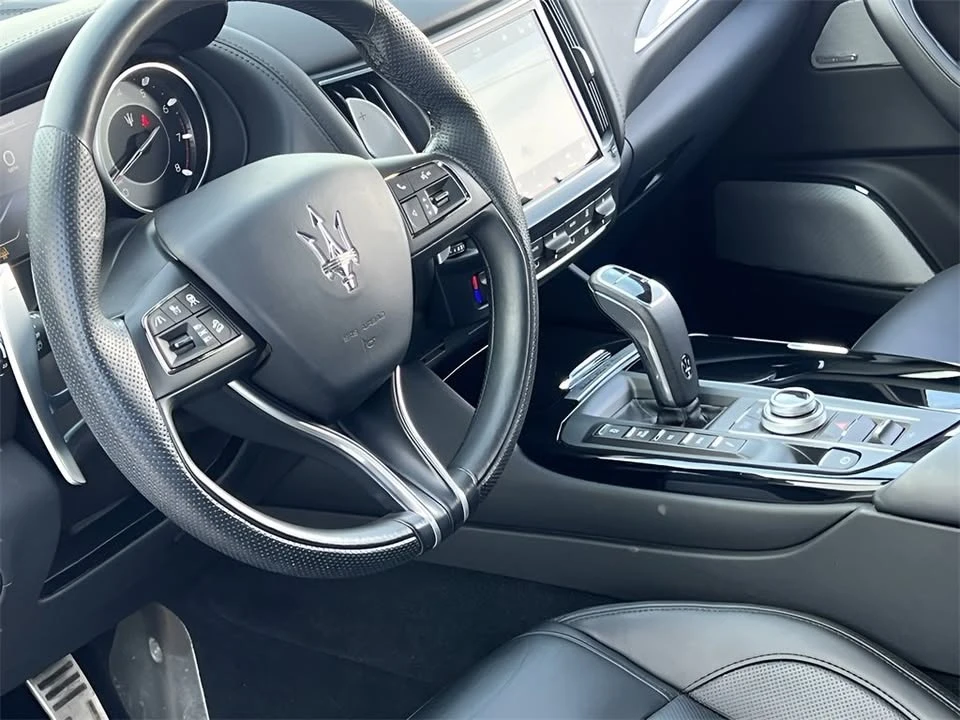 2021 Maserati Levante - Image 4 of 20