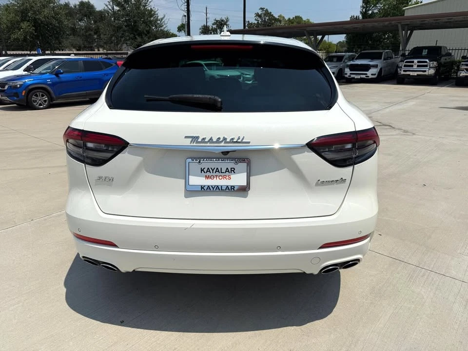 2021 Maserati Levante - Image 5 of 20