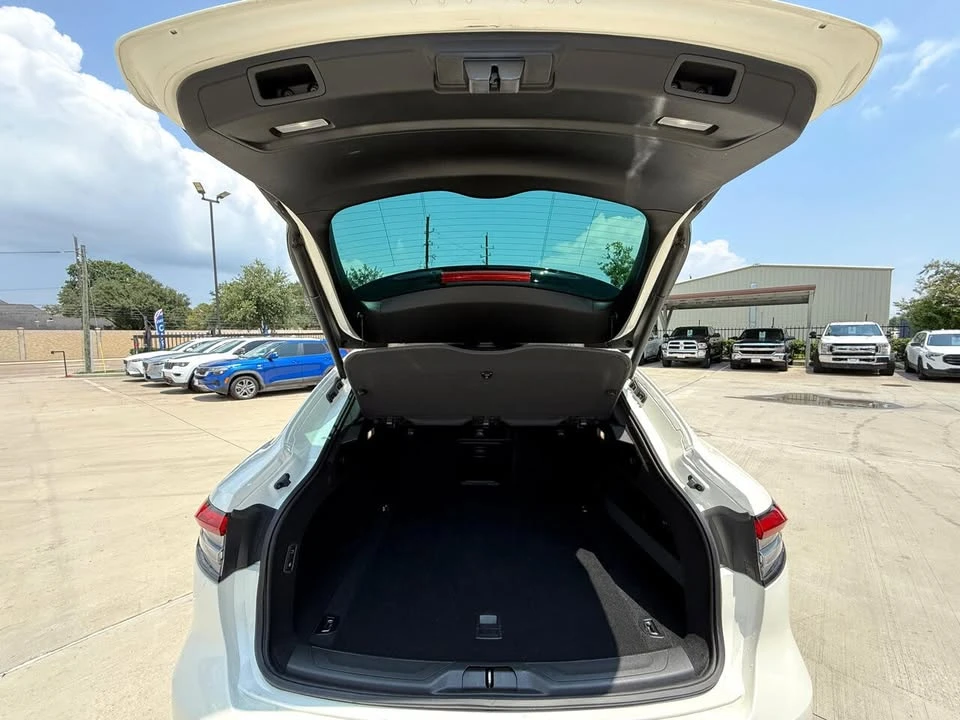 2021 Maserati Levante - Image 19 of 20