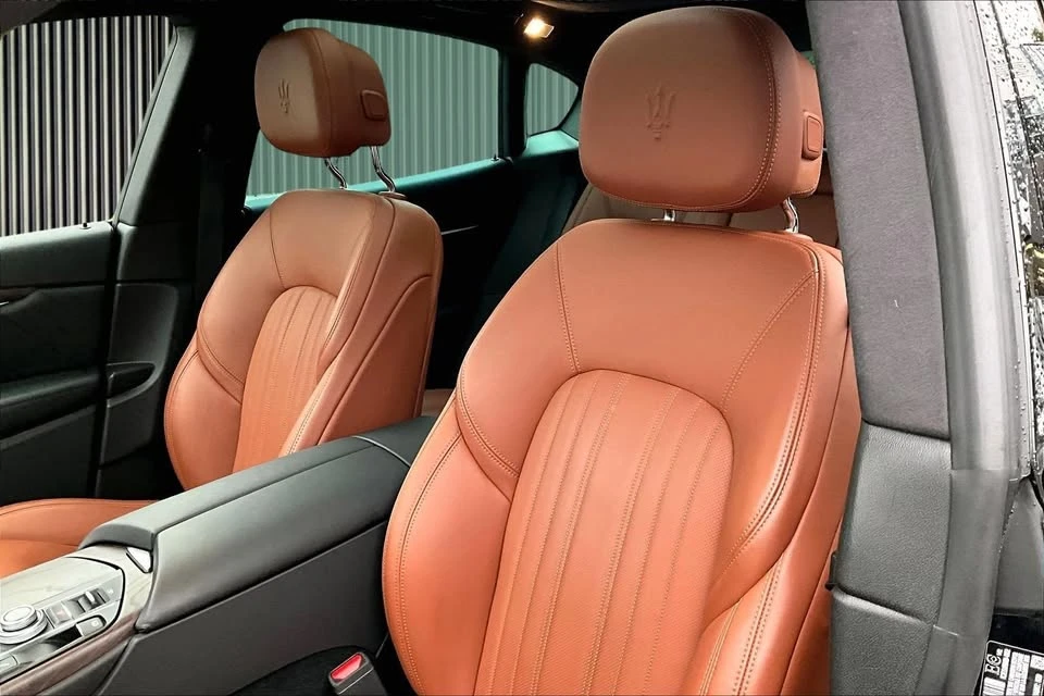 2021 Maserati Levante - Image 6 of 8