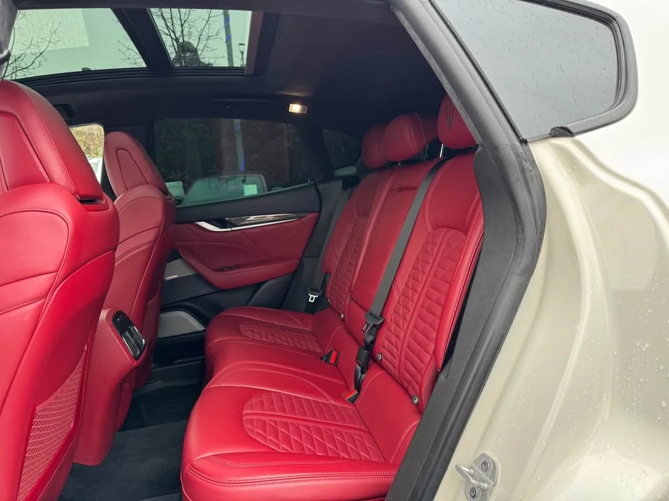 2021 Maserati Levante - Image 6 of 7
