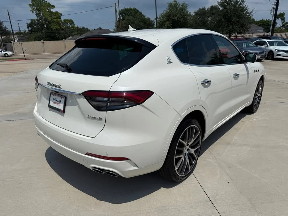 2021 Maserati Levante - Image 6 of 20