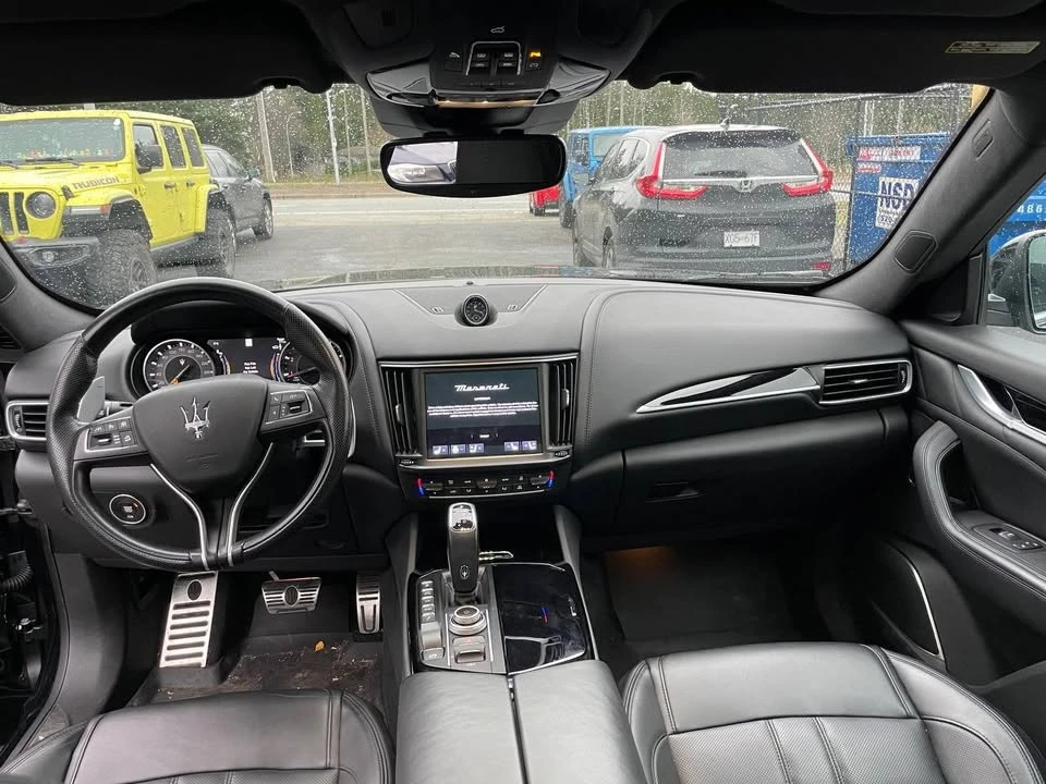 2021 Maserati Levante - Image 8 of 9