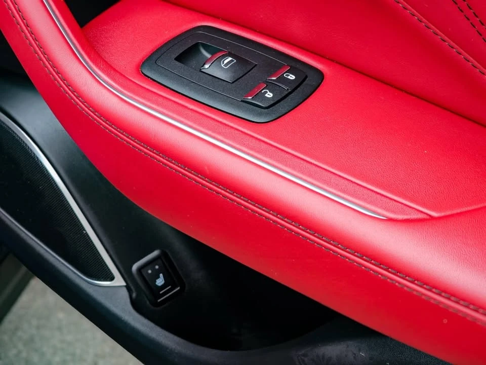 2021 Maserati Levante - Image 9 of 15
