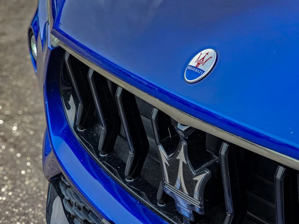 2021 Maserati Levante - Image 2 of 15