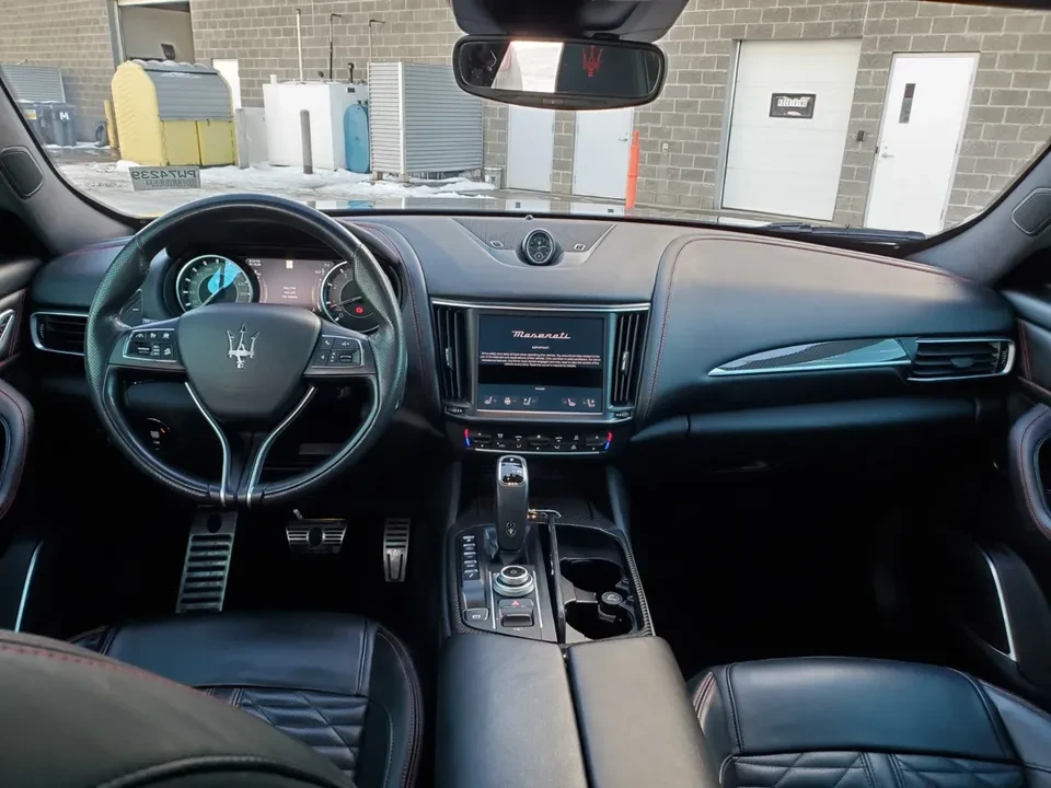 2021 Maserati Levante - Image 9 of 12