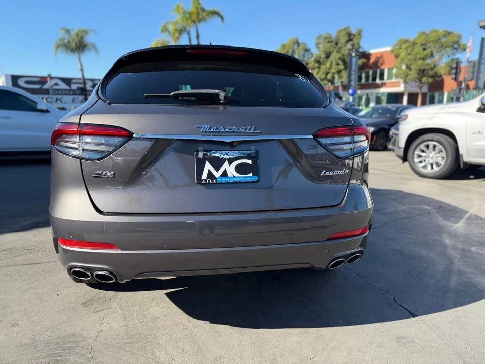 2021 Maserati Levante - Image 4 of 18