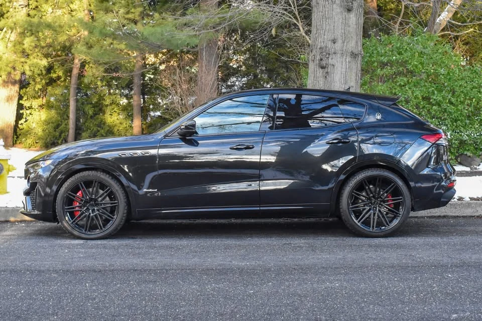 2021 Maserati Levante - Image 4 of 20