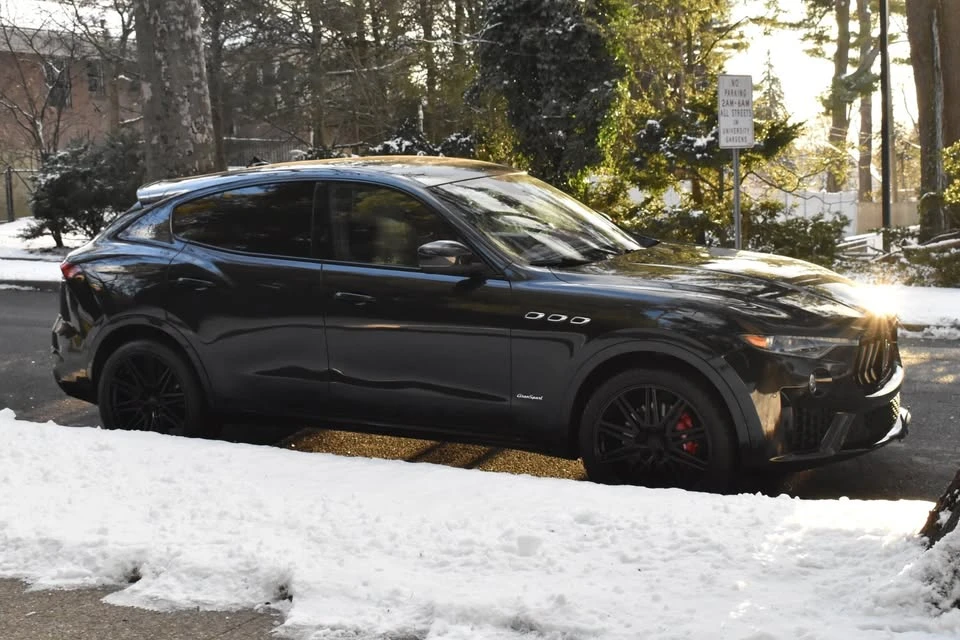 2021 Maserati Levante - Image 11 of 20