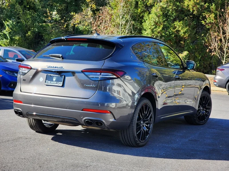 2021 Maserati Levante - Image 4 of 12