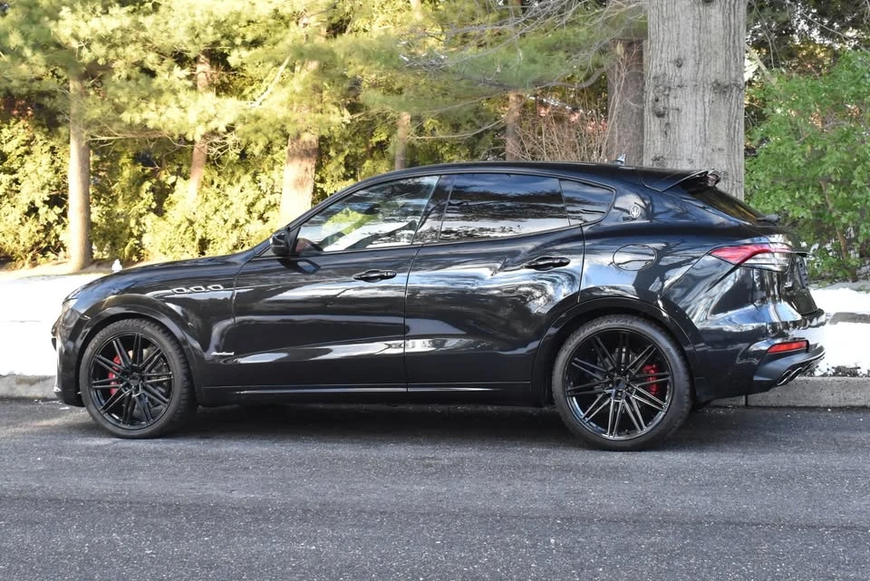 2021 Maserati Levante - Image 5 of 20