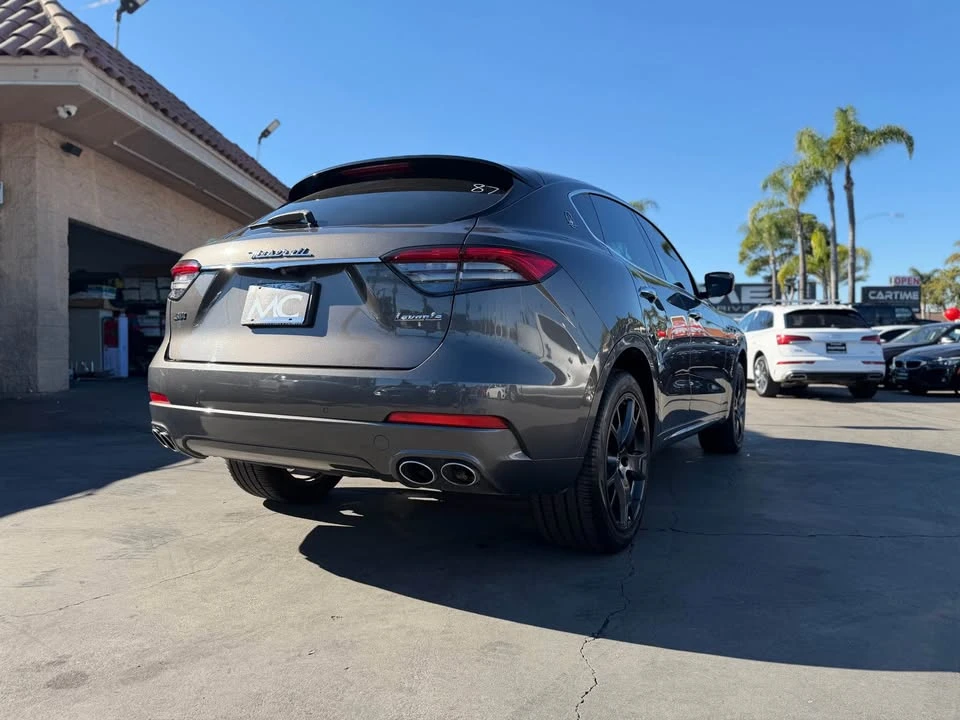 2021 Maserati Levante - Image 3 of 18
