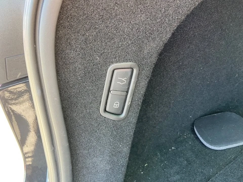 2021 Maserati Levante - Image 17 of 20