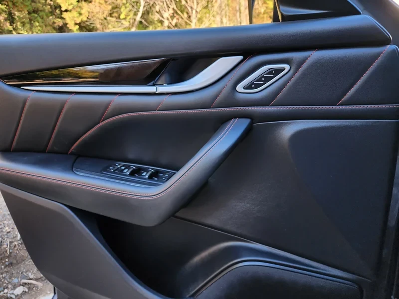 2021 Maserati Levante - Image 12 of 12