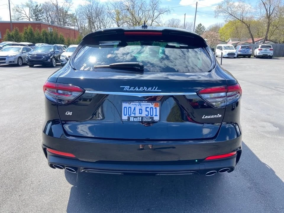 2021 Maserati Levante - Image 8 of 20