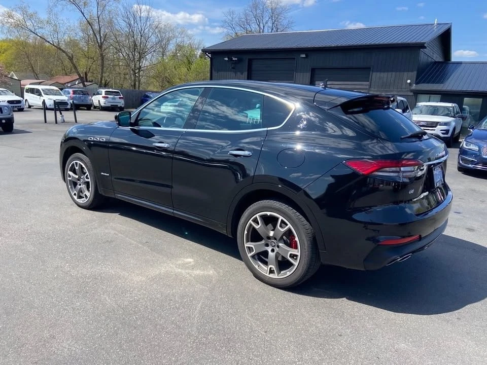2021 Maserati Levante - Image 7 of 20