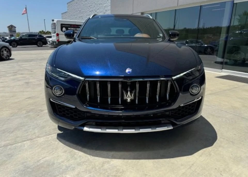 2021 Maserati Levante - Image 5 of 9