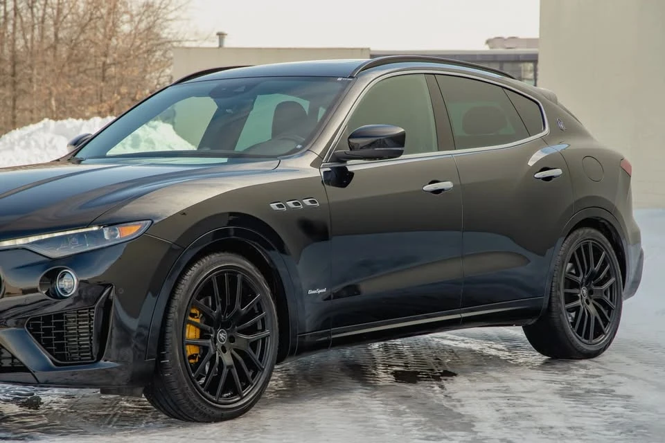 2021 Maserati Levante - Image 12 of 18