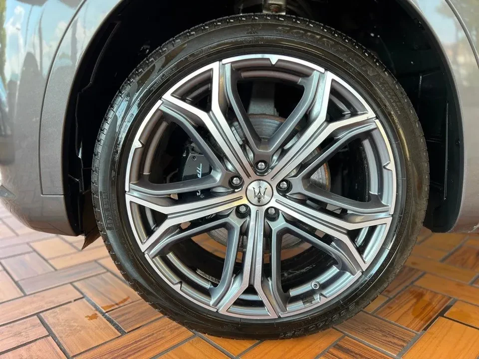 2021 Maserati Levante - Image 16 of 16