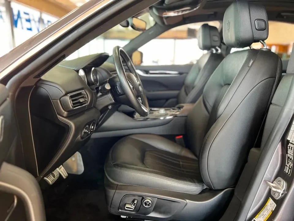 2021 Maserati Levante - Image 5 of 16