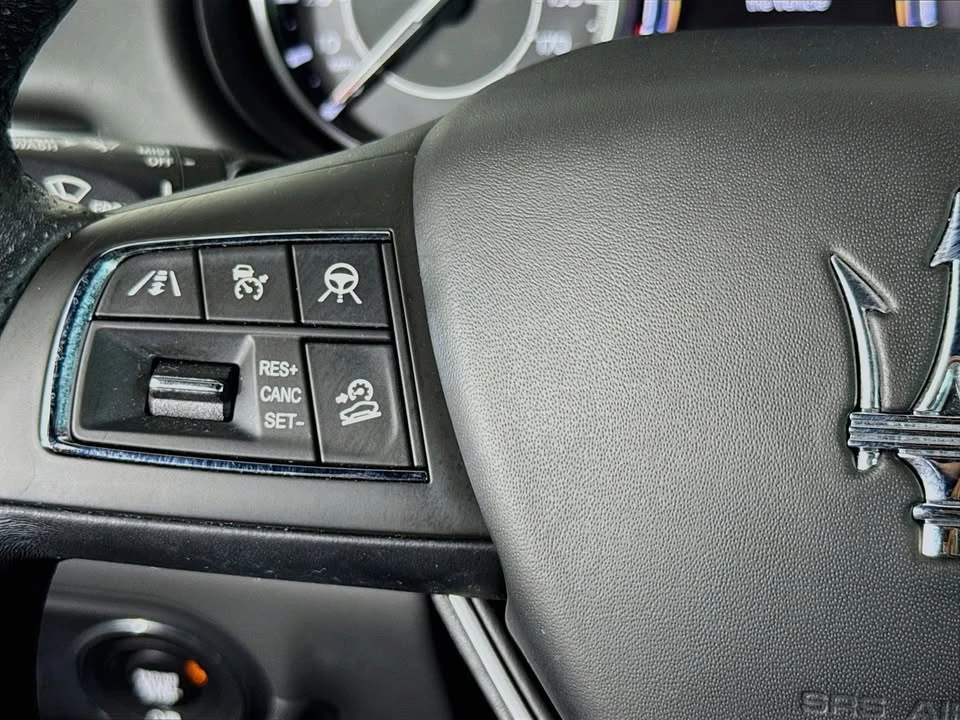 2021 Maserati Levante - Image 8 of 20