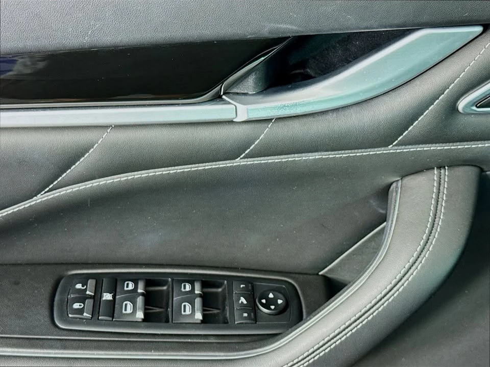 2021 Maserati Levante - Image 18 of 20