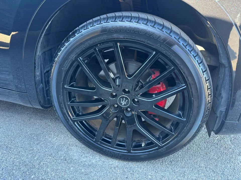 2021 Maserati Levante - Image 4 of 8
