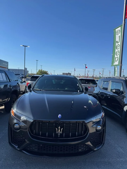 2021 Maserati Levante - Image 3 of 8