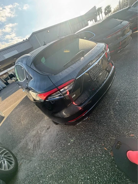 2021 Maserati Levante - Image 4 of 6