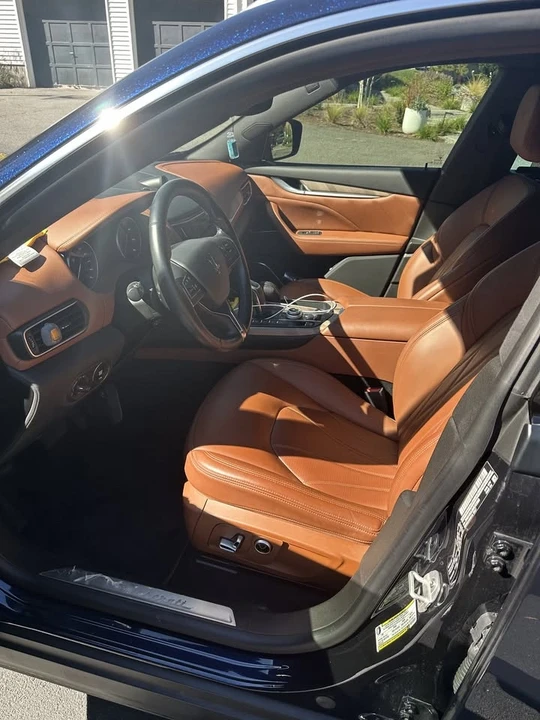 2021 Maserati Levante - Image 5 of 6
