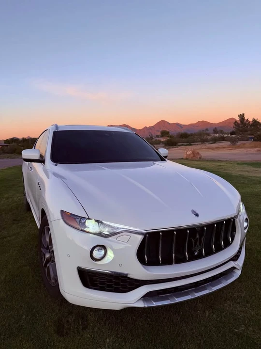 2021 Maserati Levante - Image 4 of 16