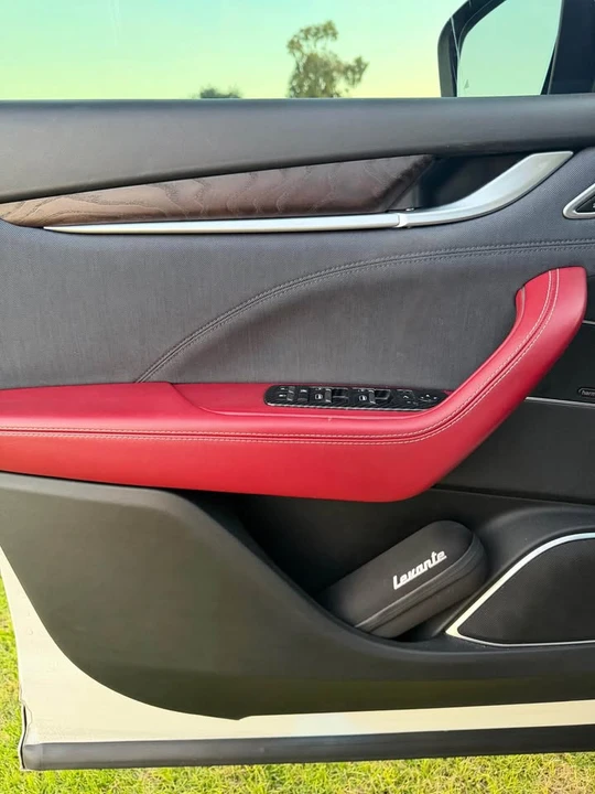 2021 Maserati Levante - Image 8 of 16