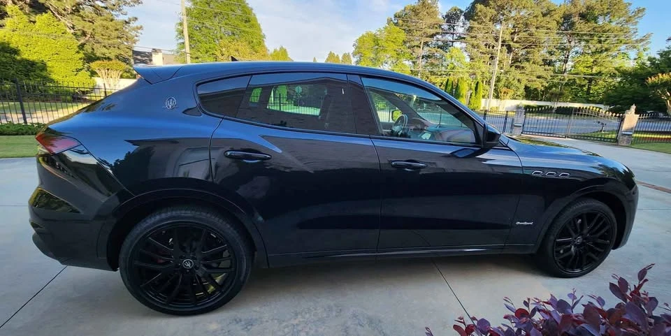 2021 Maserati Levante - Image 2 of 10